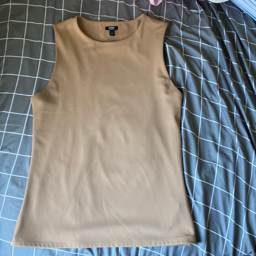 Express Bodycon sleeveless shirt